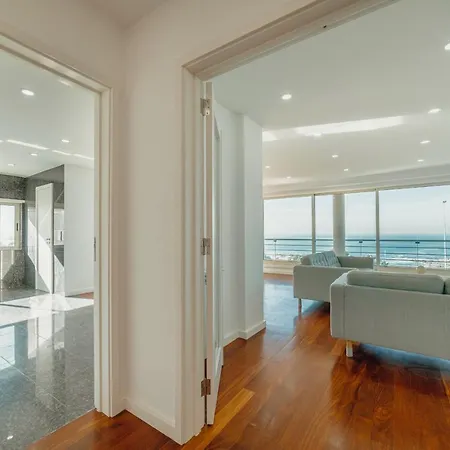 Grand & Modern With Sea View By Homing Matosinhos (Porto)