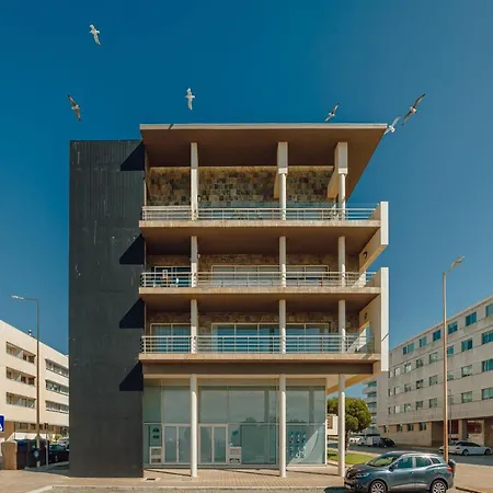 Grand & Modern With Sea View By Homing *